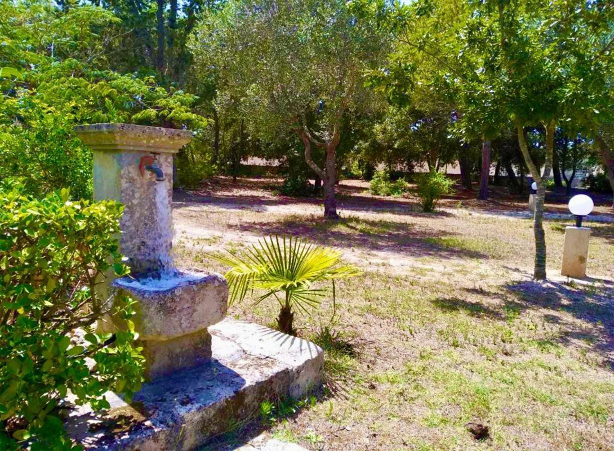 Villa Petrelli Torre dell'Orso Exterior foto
